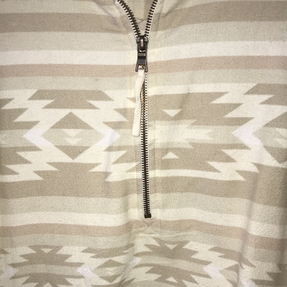 Aztec Pullover - Picture 4 of 7